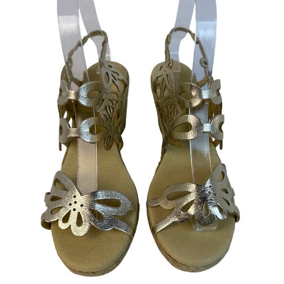 ERIC MICHAEL - JILLIAN – Palm Beach Soles Eric Michael Sandal Jillian Wedge Espadrille EU38 US 7.5-8 Gold Leather Floral